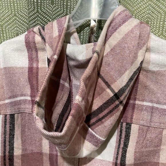 One 5 One flannel pink plaid jacket size medium NWT - Picture 9 of 11